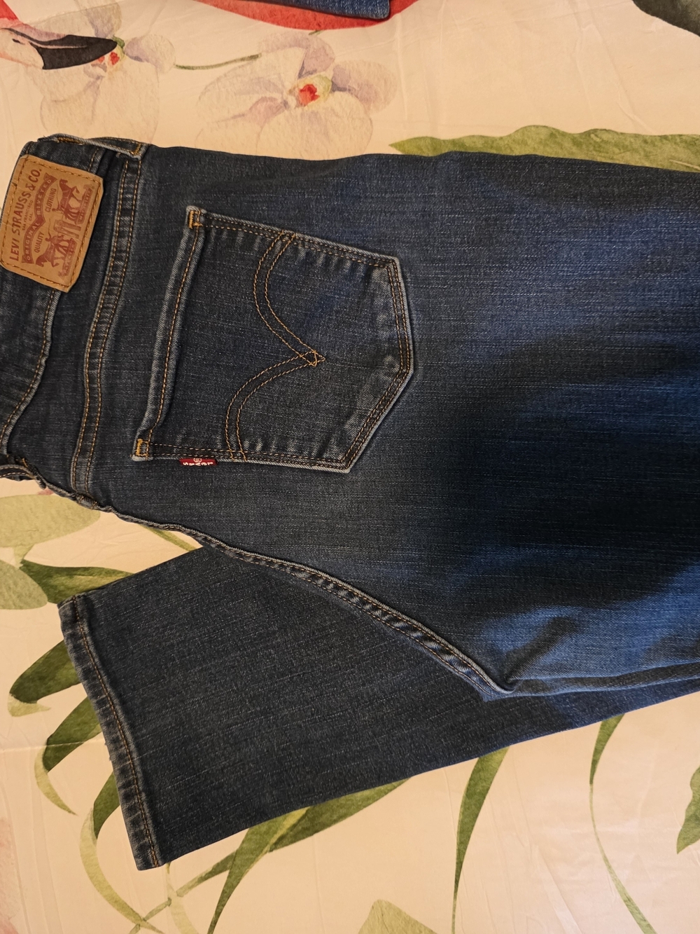 Levi's Women's Bootcut Jeans in Dark Blue Denim